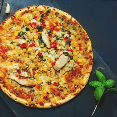 14" Chicken Tikka And Sweetcorn